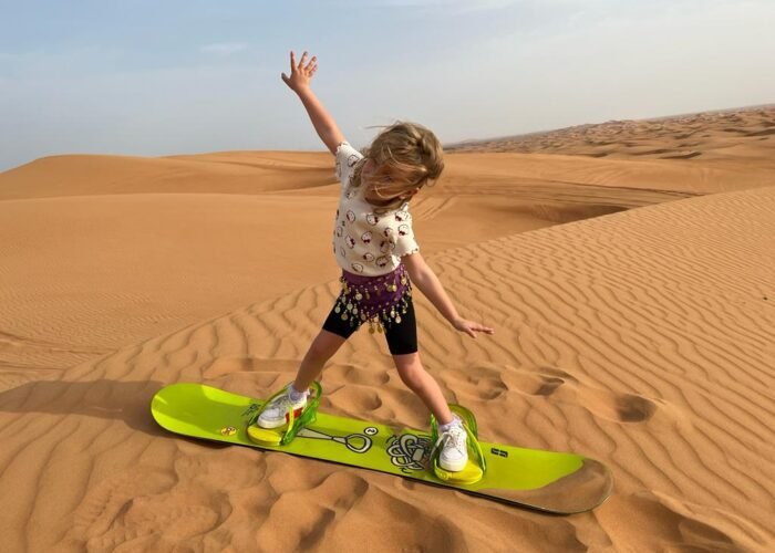 sand boarding in dubai