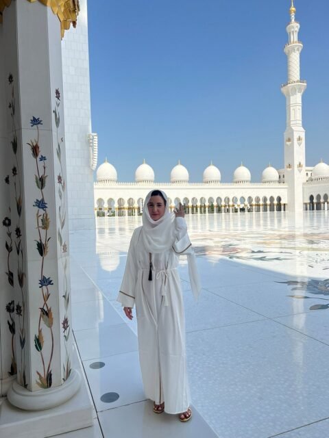 Abu Dhabi grand mosque