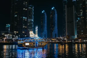 Dubai Marina Dhow Cruise: Dinner & Skyline Views